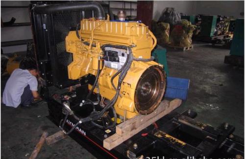 贺州柴油发电机维修_COPY
